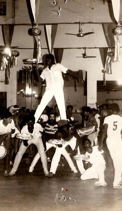 Anos 70 - Apresentação no IT Clube.jpg